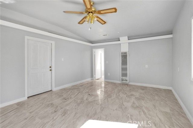 21008 South Road, Apple Valley, CA 92307