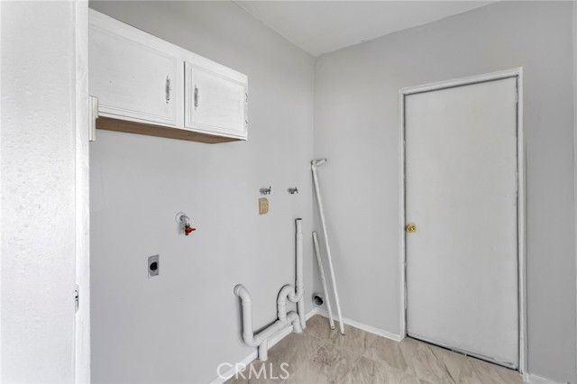 21008 South Road, Apple Valley, CA 92307