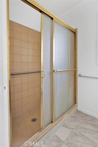 21008 South Road, Apple Valley, CA 92307