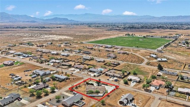 21008 South Road, Apple Valley, CA 92307
