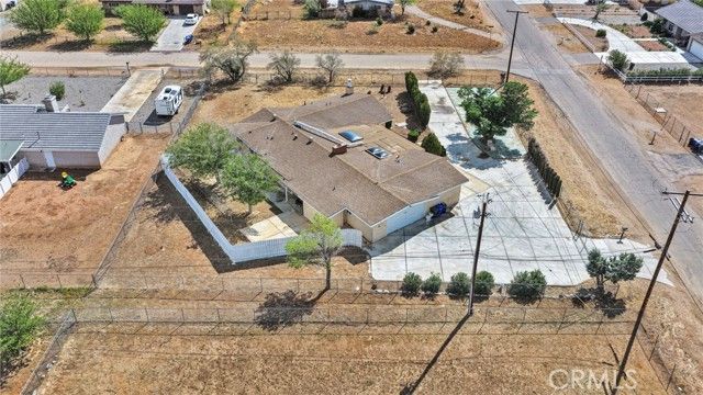 21008 South Road, Apple Valley, CA 92307