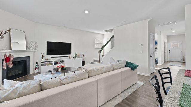 1505 Aberdeen, Mebane, NC 27302