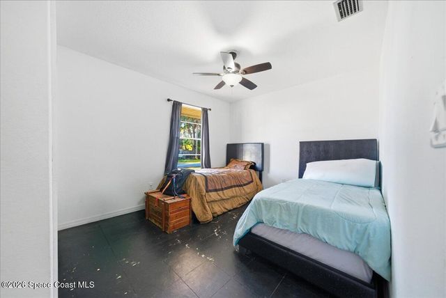 401 Whealan Street SW, Palm Bay, FL 32908