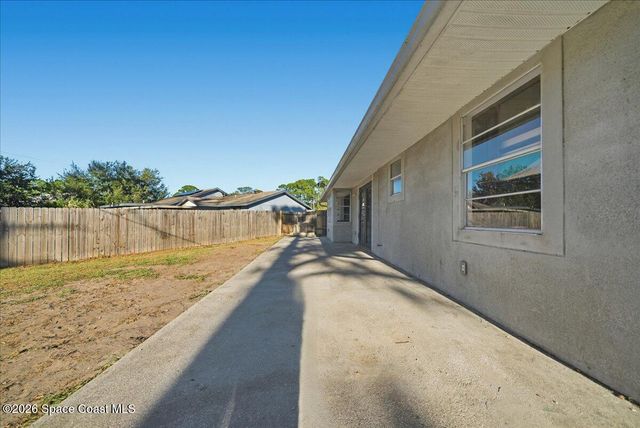 401 Whealan Street SW, Palm Bay, FL 32908