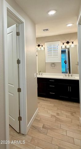 2121 W Sonoran Desert Drive Apt 17, Phoenix, AZ 85085