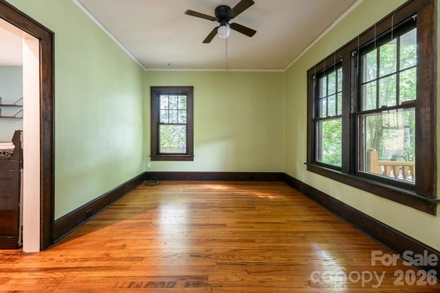 3 Woodlawn Avenue, Asheville, NC 28801