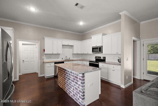 119 Allie Lane, Canton, MS 39046