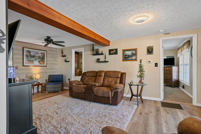 419 Jackie Dukes Dr, Lewisburg, KY 42256