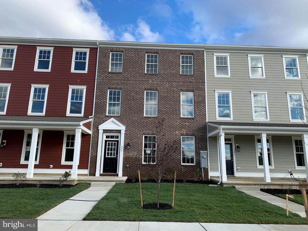 864 MAPLETON AVE, Middletown, DE 19709