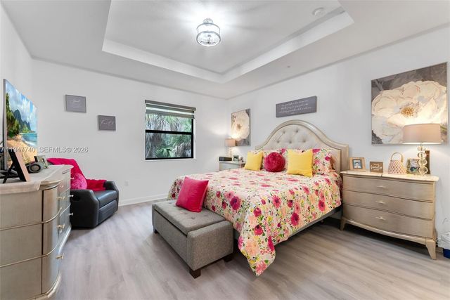 180 SW 185th Way, Pembroke Pines, FL 33029