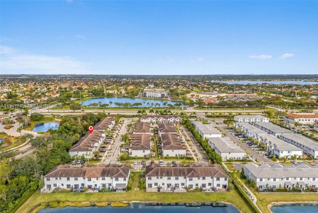 180 SW 185th Way, Pembroke Pines, FL 33029