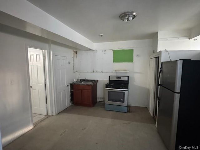 158-12 85th Avenue, Jamaica, NY 11432