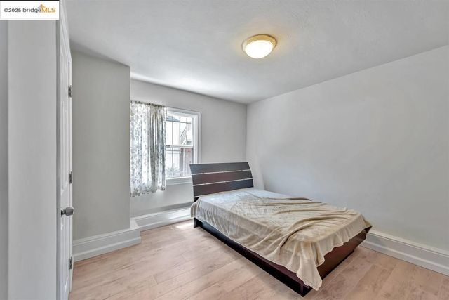 1715 9th Ave Unit C, Oakland, CA 94606