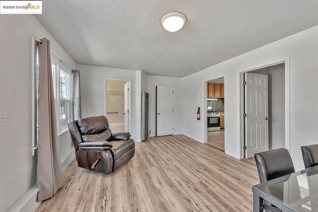 1715 9th Ave Unit C, Oakland, CA 94606