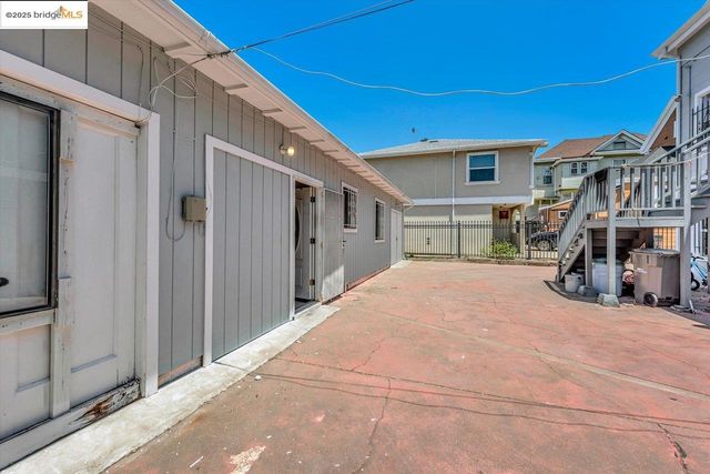 1715 9th Ave Unit C, Oakland, CA 94606