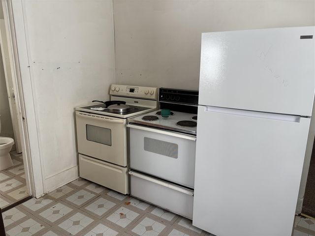 210 S Monroe Street, Sturgis, MI 49091