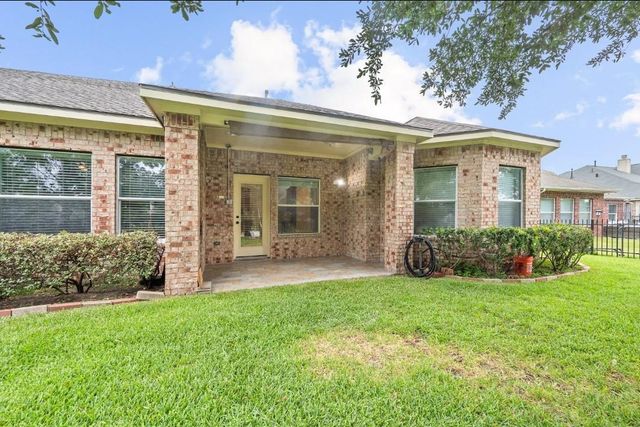 17007 Locust Springs Drive, Houston, TX 77095