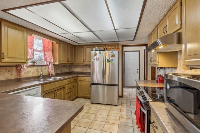 609 Windmere Dr, Lebanon, TN 37090