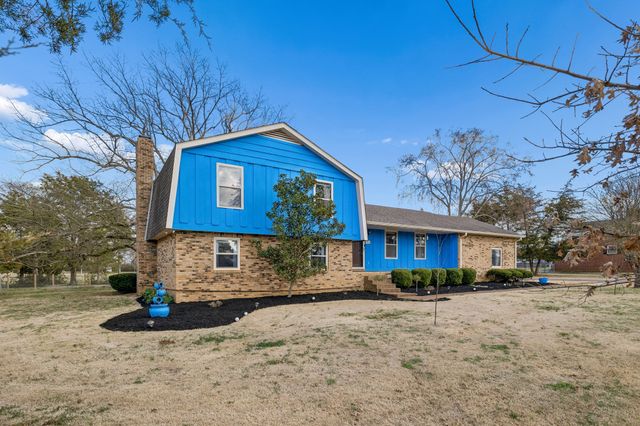 609 Windmere Dr, Lebanon, TN 37090