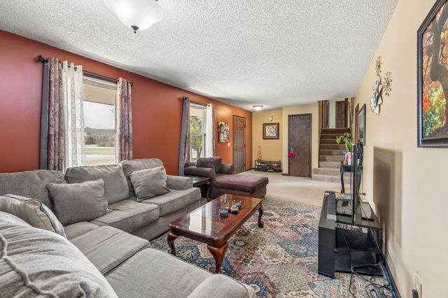 609 Windmere Dr, Lebanon, TN 37090