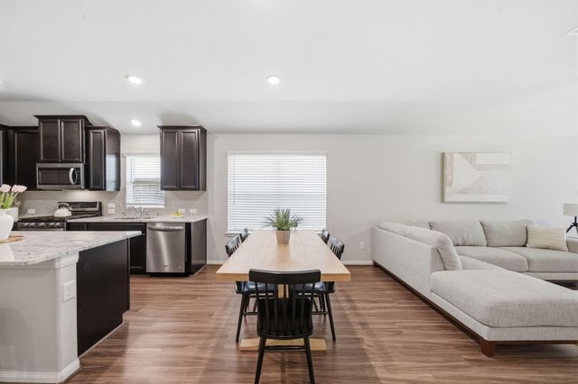 2535 Anderwood Pointe Way, Pearland, TX 77089