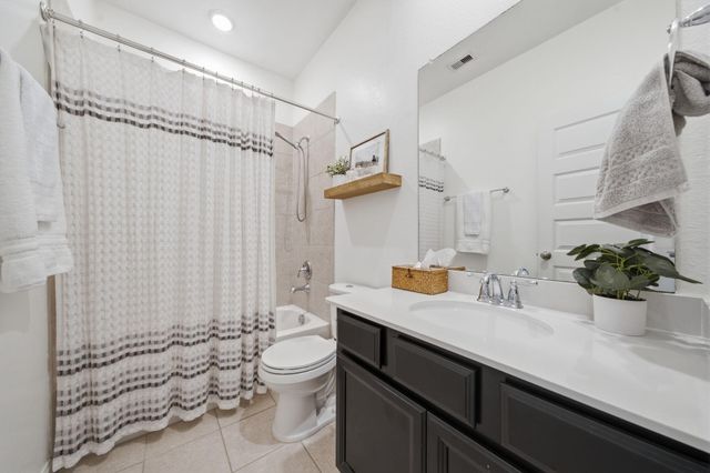 2535 Anderwood Pointe Way, Pearland, TX 77089