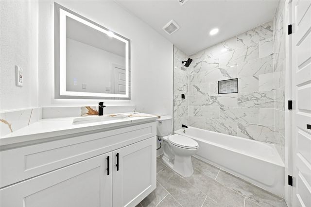 1213 Fairdale Street, Irving, TX 75062