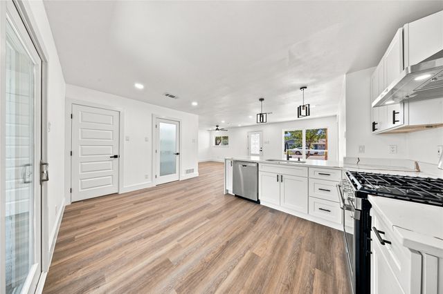 1213 Fairdale Street, Irving, TX 75062