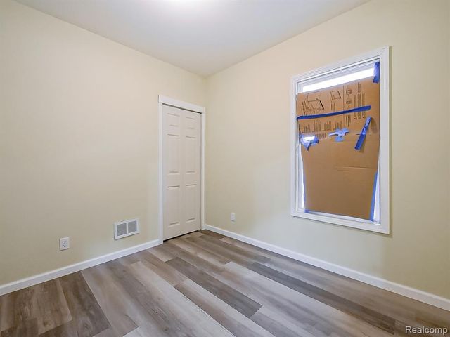 895 Blaine Street, Detroit, MI 48202
