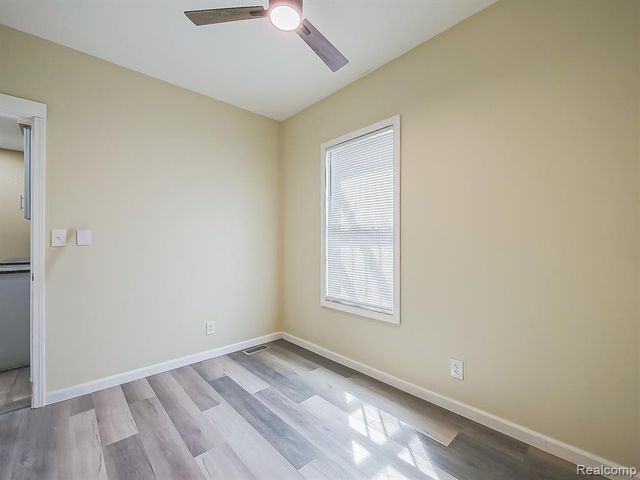 895 Blaine Street, Detroit, MI 48202