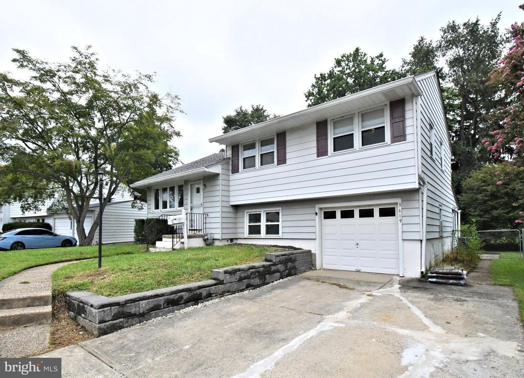 3619 DEEPWATER LN, BROOKHAVEN, PA 19015 — exterior