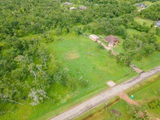 3102 Bayou View Court, Richwood, TX 77515