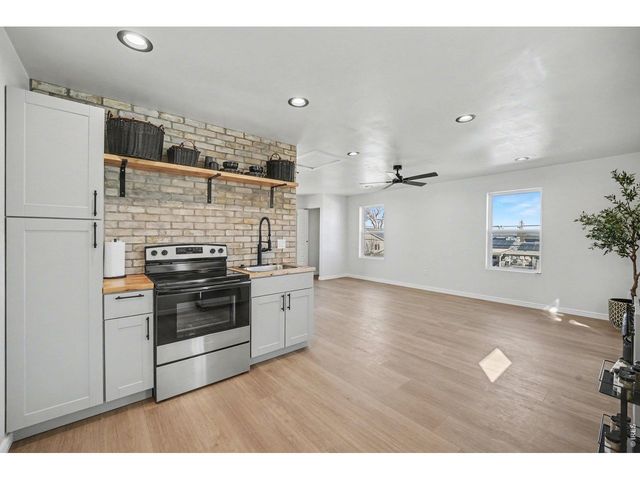 125 6th St, Dacono, CO 80514