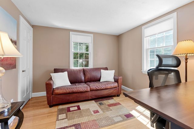 4 Rolling Lane, Natick, MA 01760