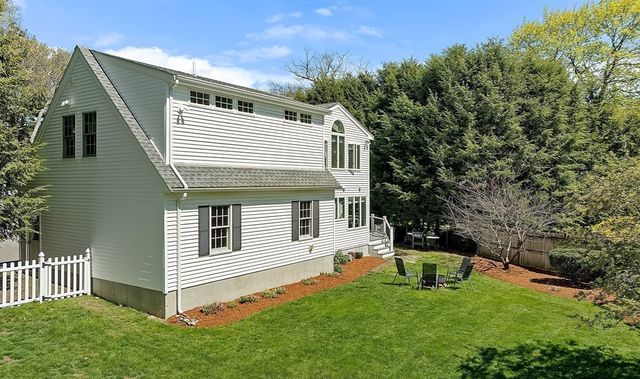 4 Rolling Lane, Natick, MA 01760