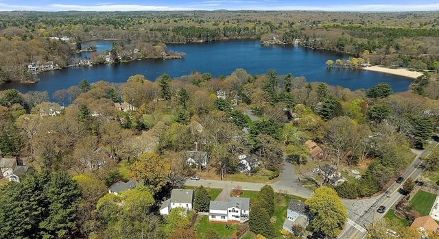 4 Rolling Lane, Natick, MA 01760
