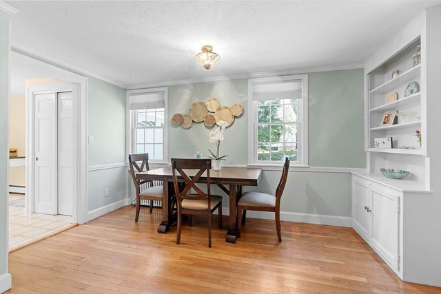 4 Rolling Lane, Natick, MA 01760