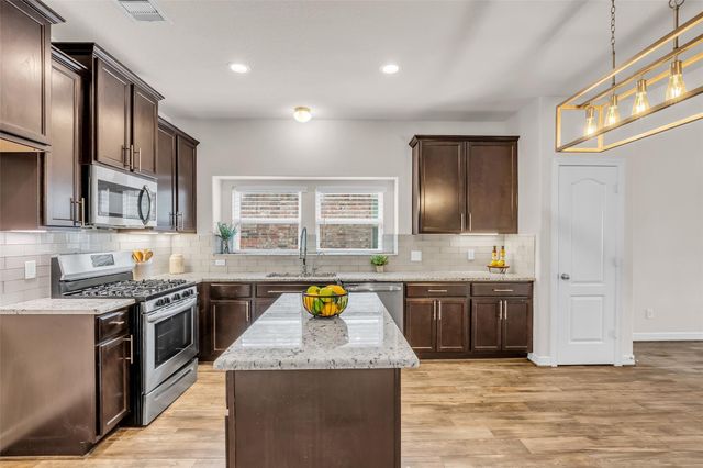 2326 Sandlewood Trail Lane, Houston, TX 77014