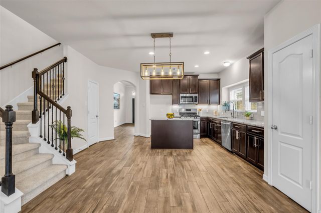 2326 Sandlewood Trail Lane, Houston, TX 77014