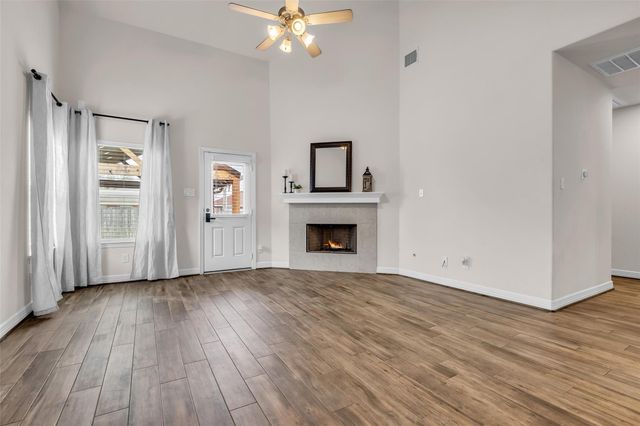 2326 Sandlewood Trail Lane, Houston, TX 77014