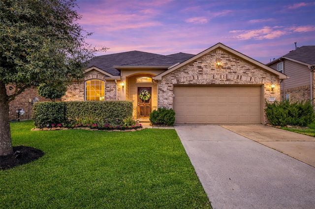 2326 Sandlewood Trail Lane, Houston, TX 77014