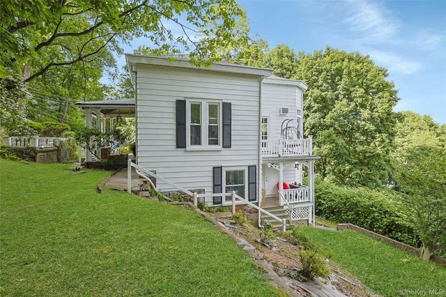 12 Shadyside Avenue, Nyack, NY 10960