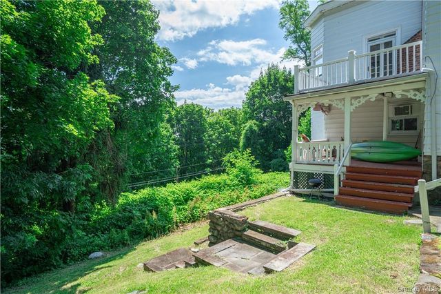 12 Shadyside Avenue, Nyack, NY 10960