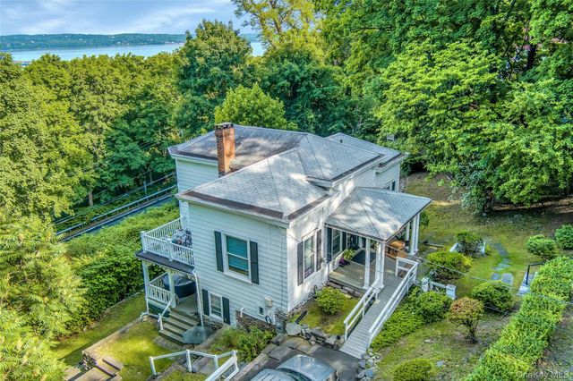 12 Shadyside Avenue, Nyack, NY 10960