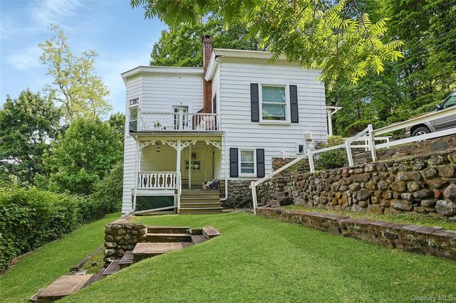 12 Shadyside Avenue, Nyack, NY 10960