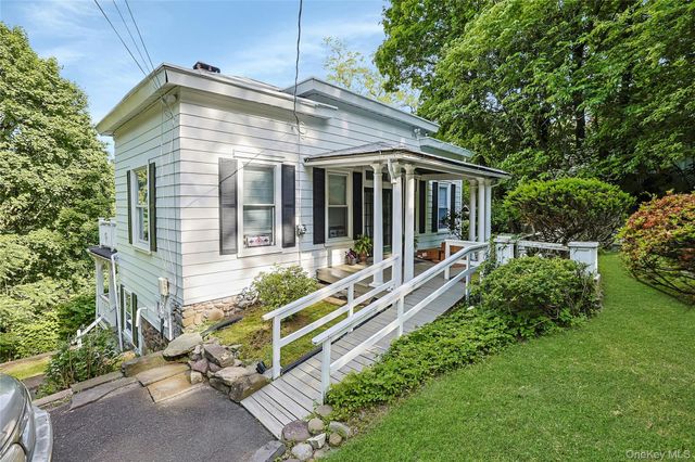 12 Shadyside Avenue, Nyack, NY 10960