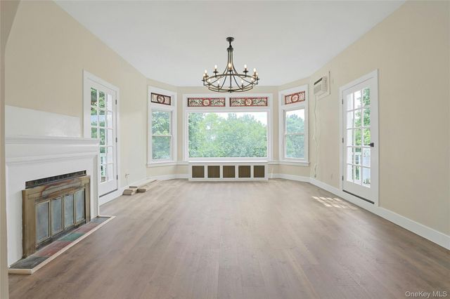 12 Shadyside Avenue, Nyack, NY 10960