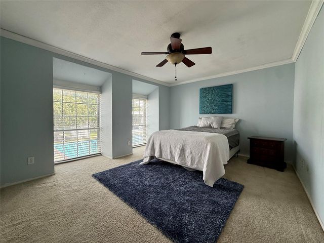 10183 Beekman Place Drive, Houston, TX 77043