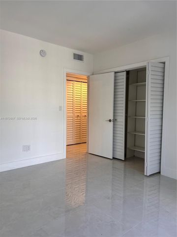 2430 NE 135th St 201, North Miami, FL 33181