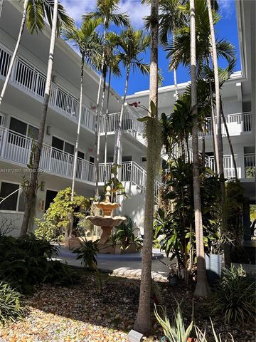 2430 NE 135th St 201, North Miami, FL 33181